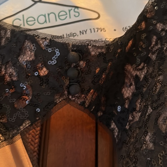 Bcbg Black Sequin and Lace Cocktail Dress. Size 2 - Picture 7 of 13